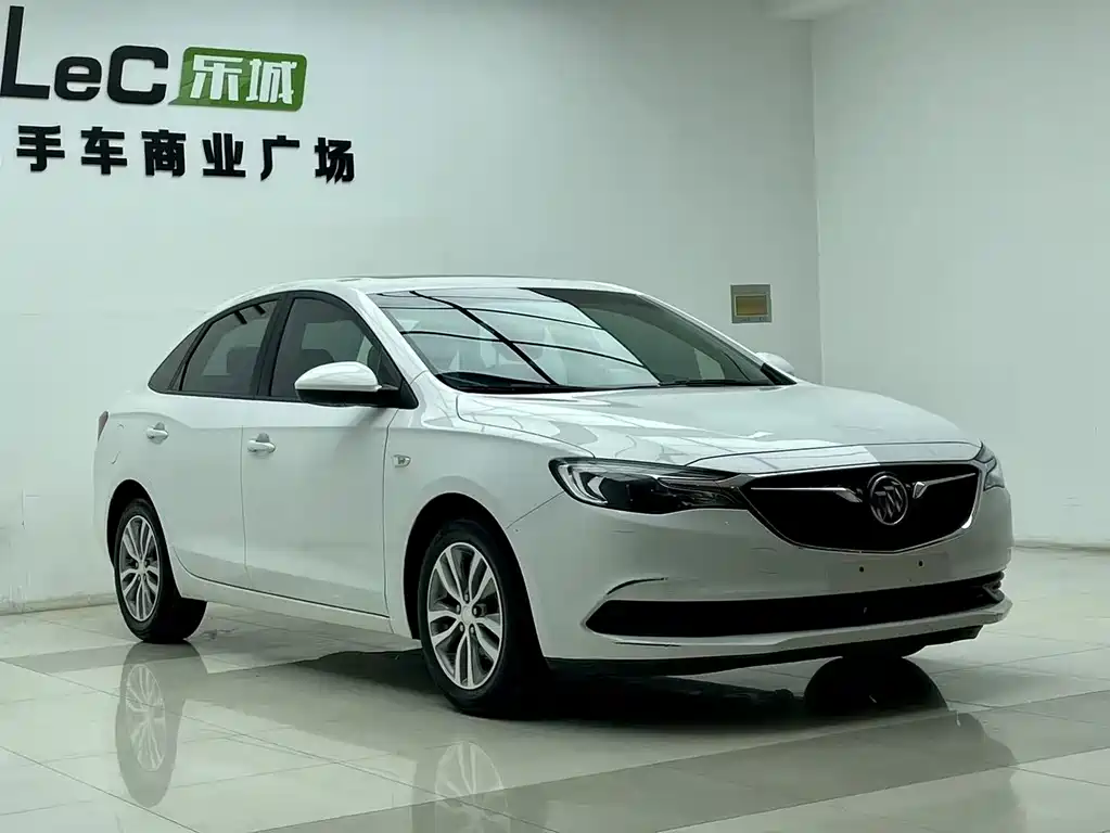 Buick Excelle 2019 — фото 3