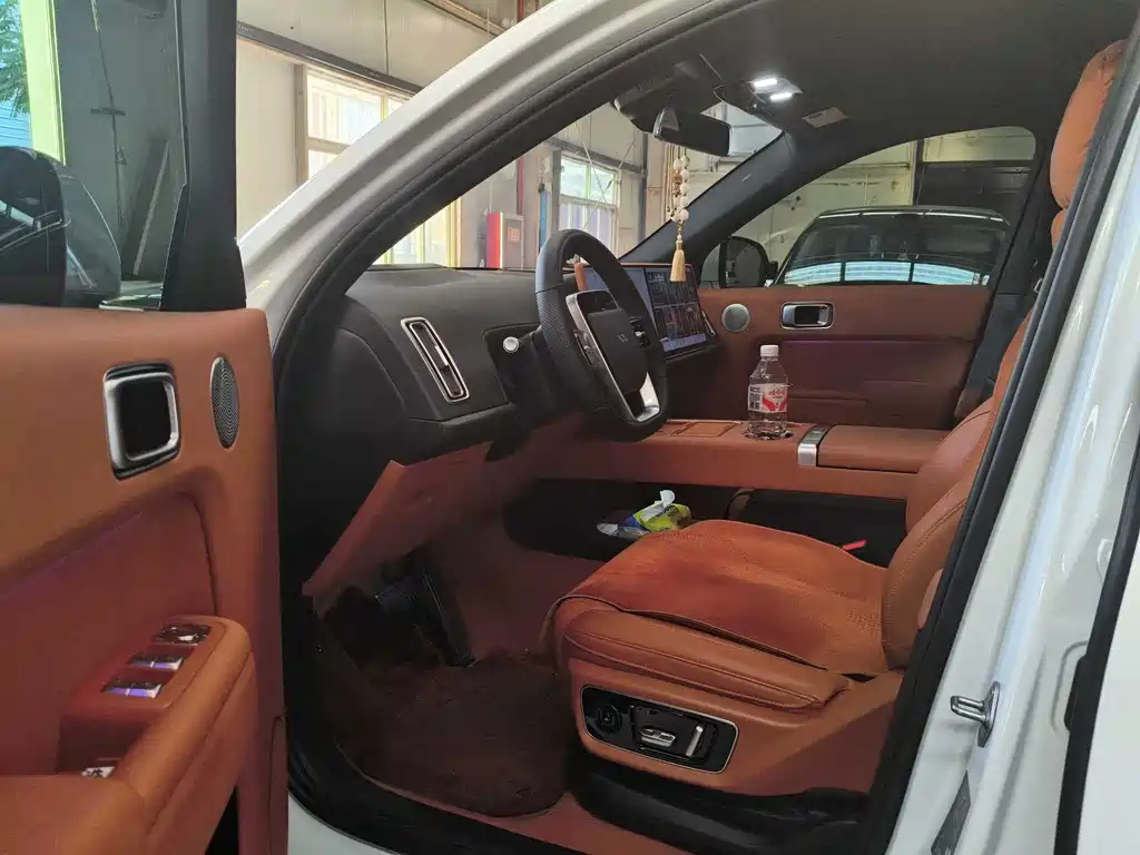 Li Auto Li L7 2024