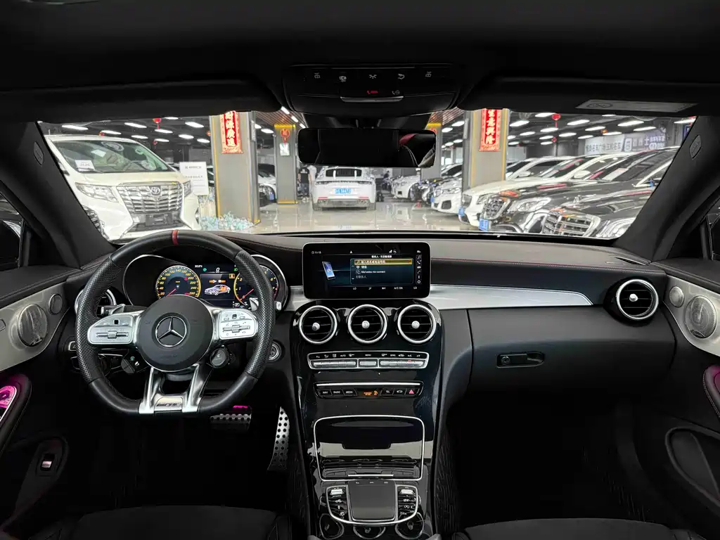 Mercedes-Benz C-Class AMG 2022 — фото 8