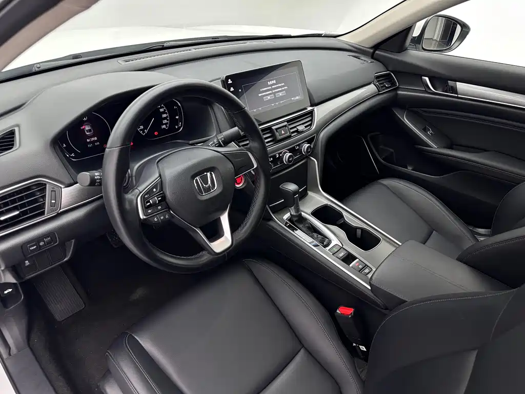 Honda Accord 2023 — фото 15