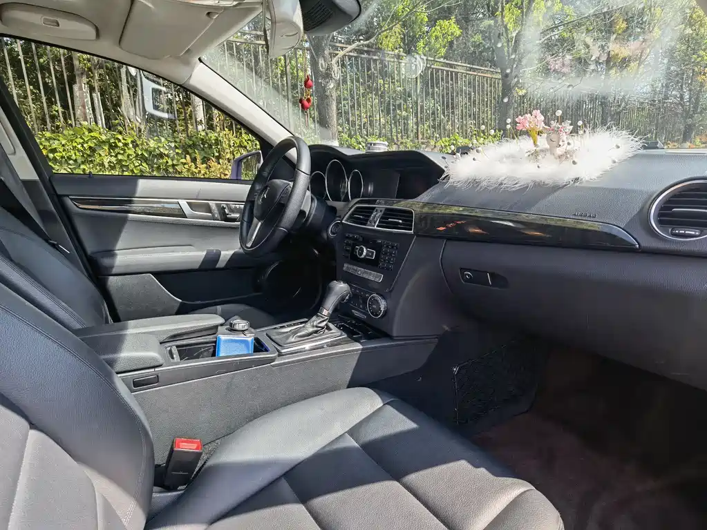 Mercedes-Benz C-Class 2013 — фото 15
