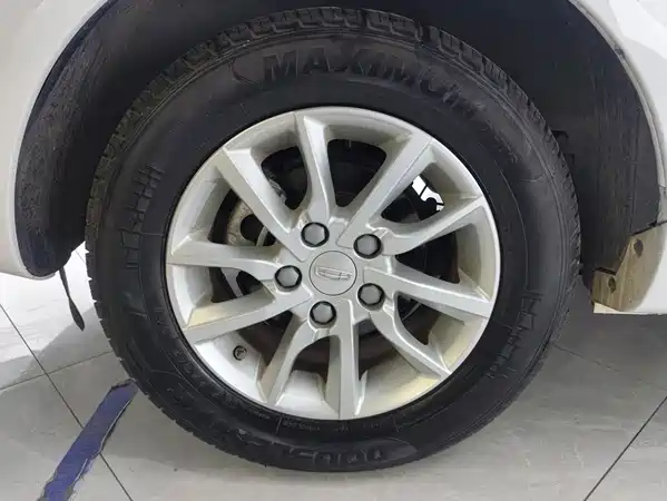 Geely Emgrand 2020