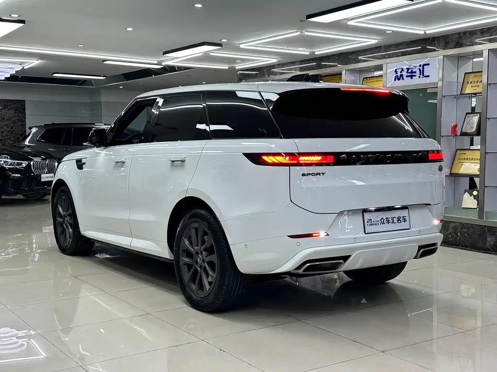 Land Rover Range Rover Sport 2024 — фото 6