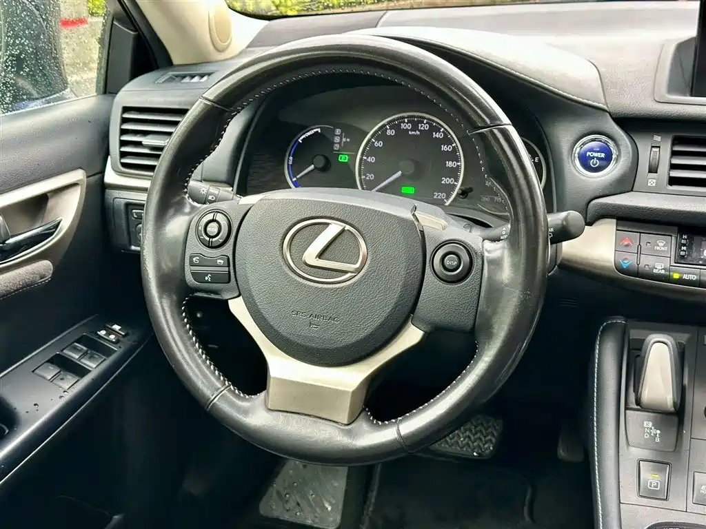 Lexus CT 2020