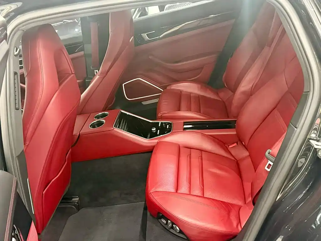 Porsche Panamera 2018 — фото 6