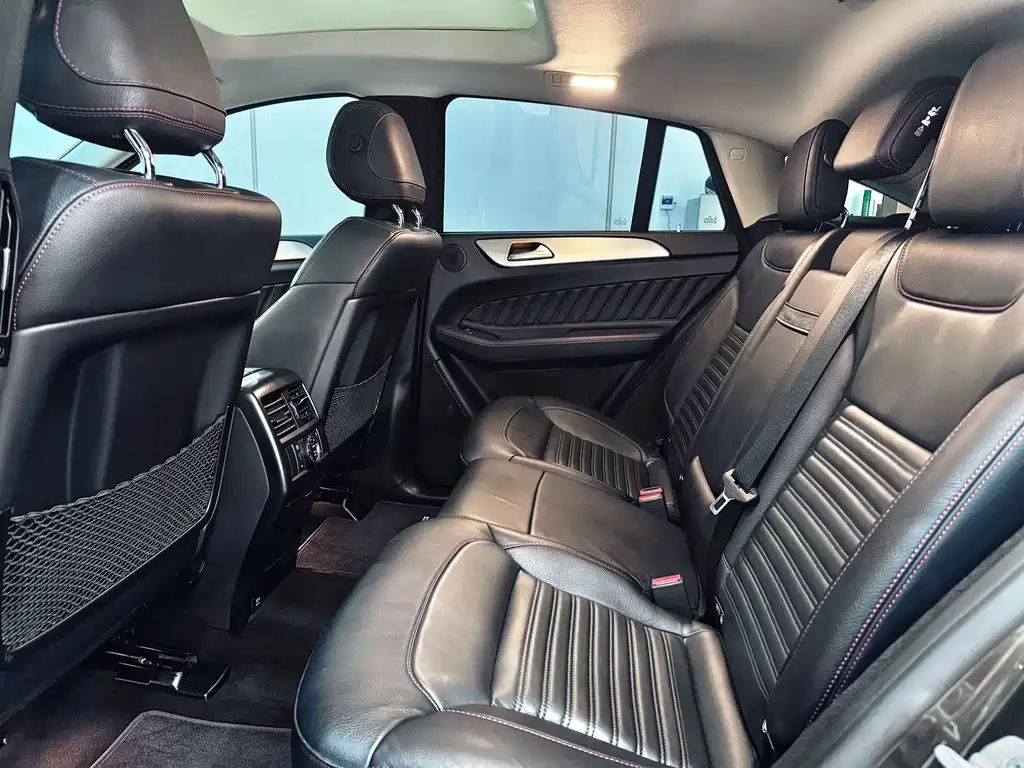 Mercedes-Benz GLE Coupe AMG 2018 — фото 9