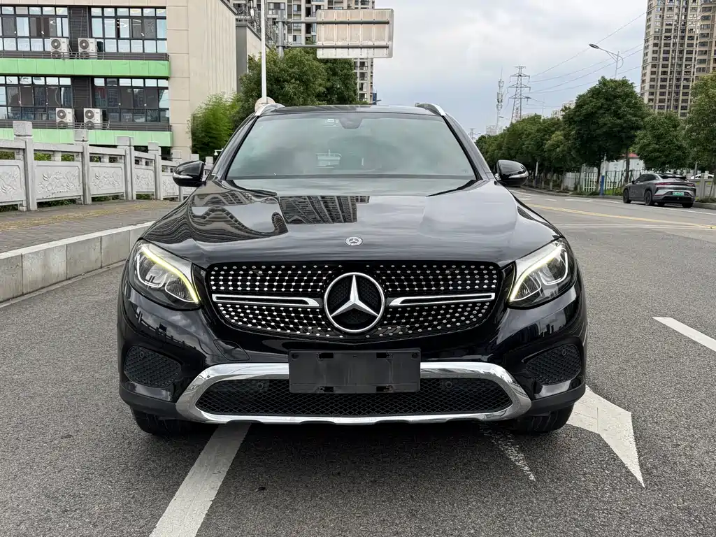 Mercedes-Benz GLC 2018 — фото 2