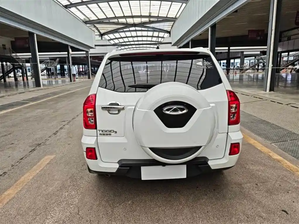 Chery Tiggo 3 2016 — фото 8