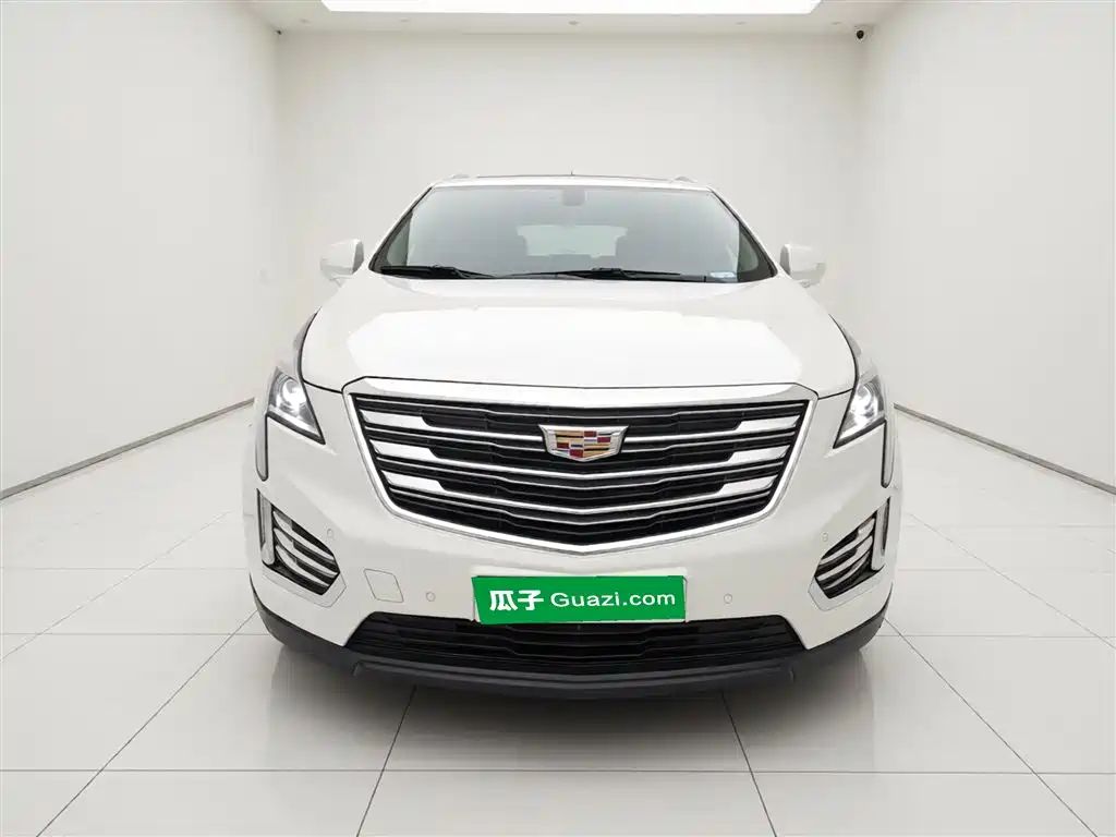 Cadillac XT5 2017 — фото 3