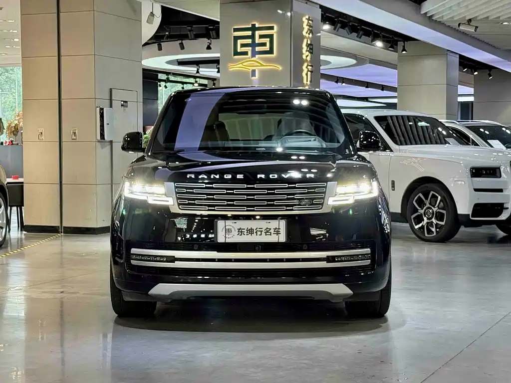 Land Rover Range Rover 2024 — фото 2
