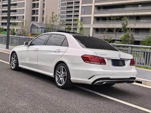 Mercedes-Benz E-Class 2014