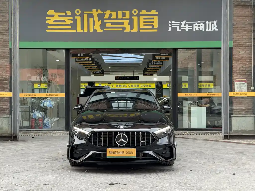 Mercedes-Benz A-Class AMG 2026 — фото 2