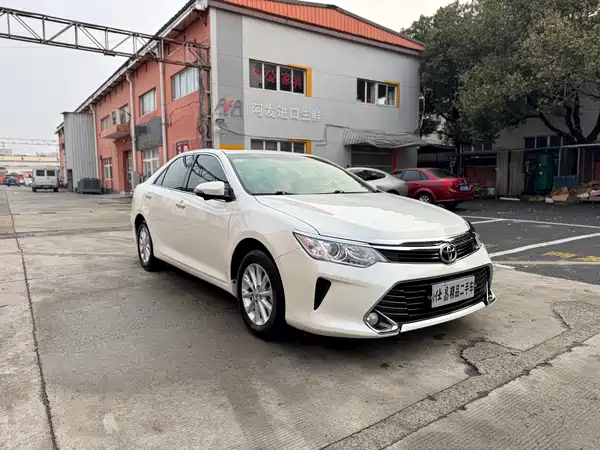 Toyota Camry 2016