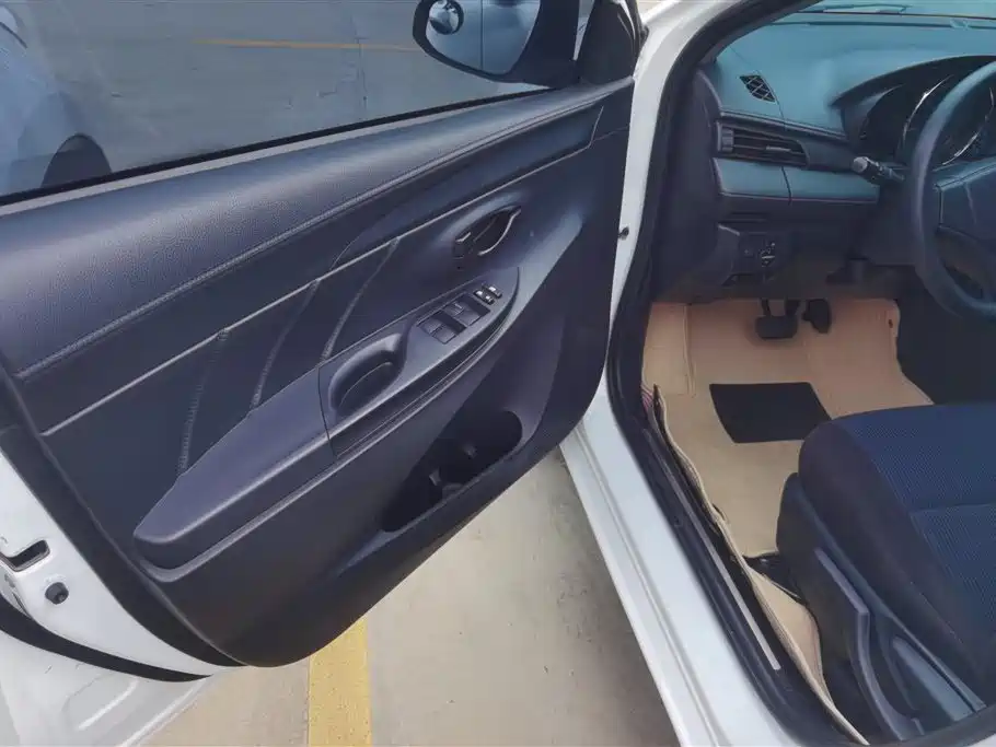 Toyota Yaris L 2018