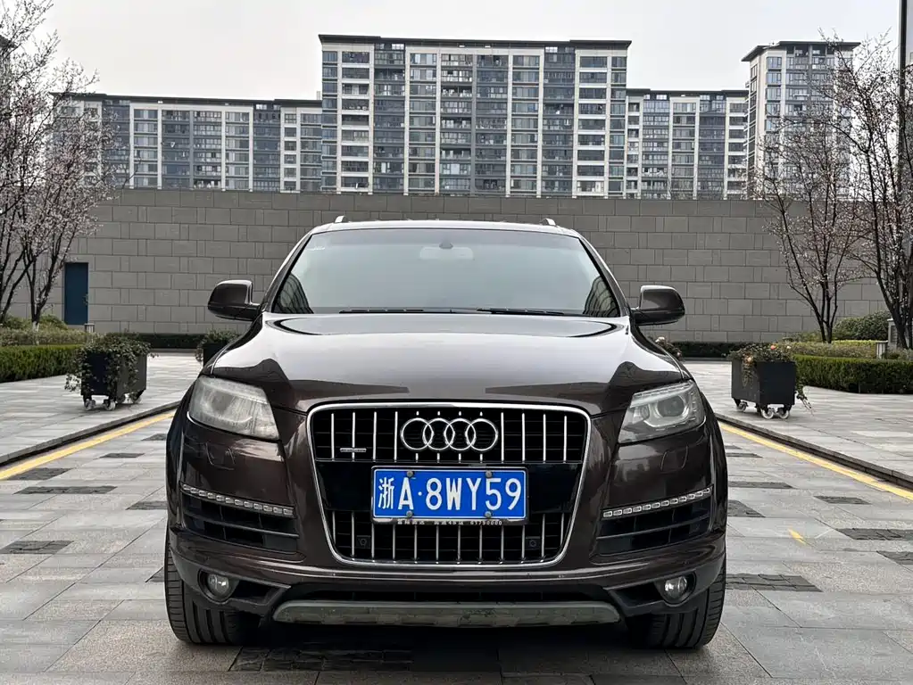 Audi Q7 2013 — фото 2