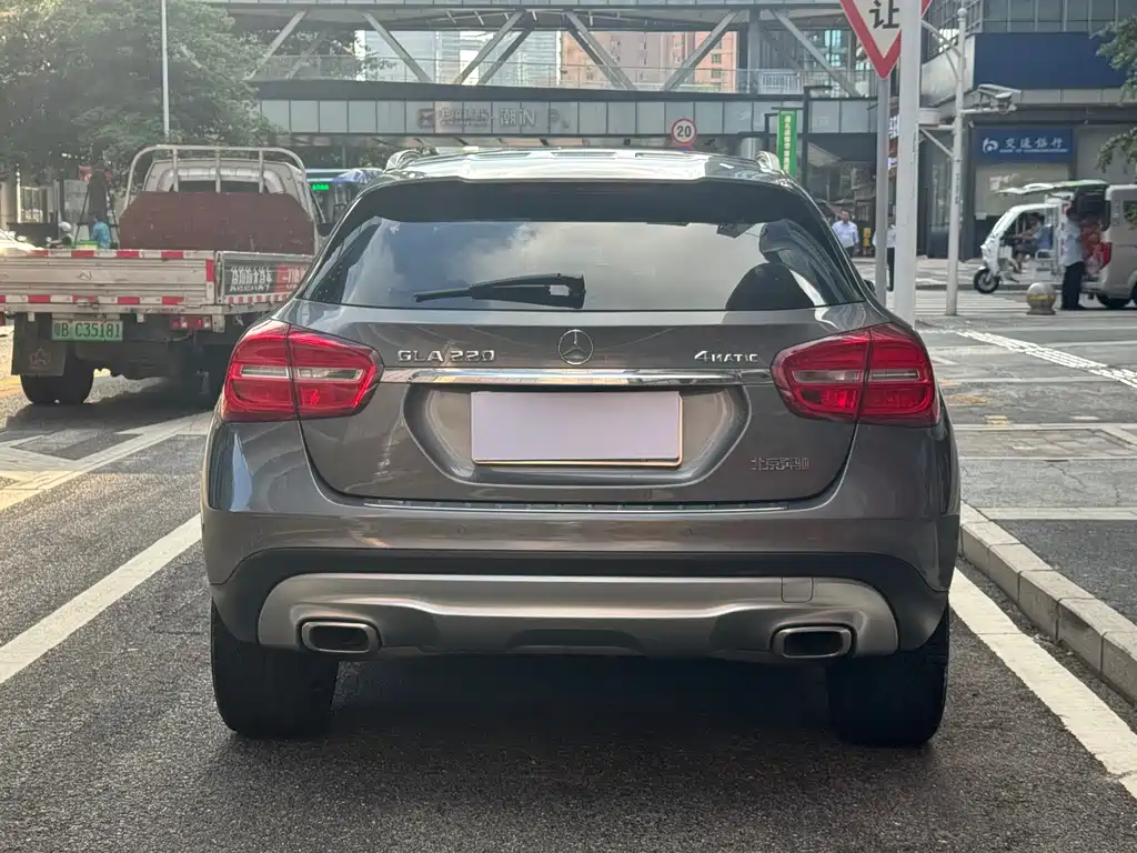 Mercedes-Benz GLA 2016 — фото 11