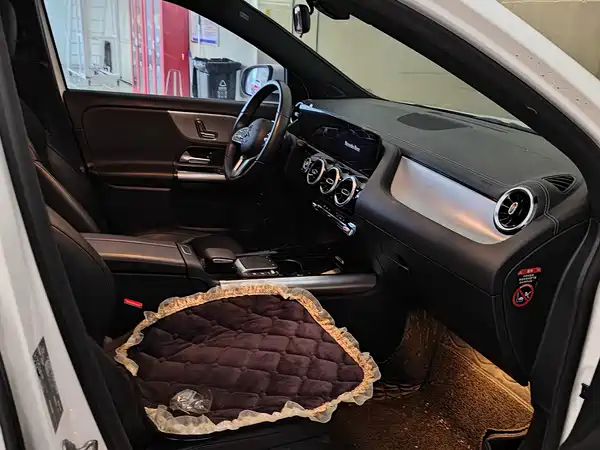 Mercedes-Benz GLA 2021