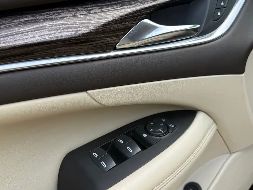 Buick LaCrosse 2016 — фото 15