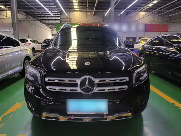 Mercedes-Benz GLB 2023