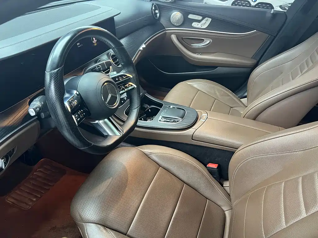 Mercedes-Benz E-Class 2020 — фото 6