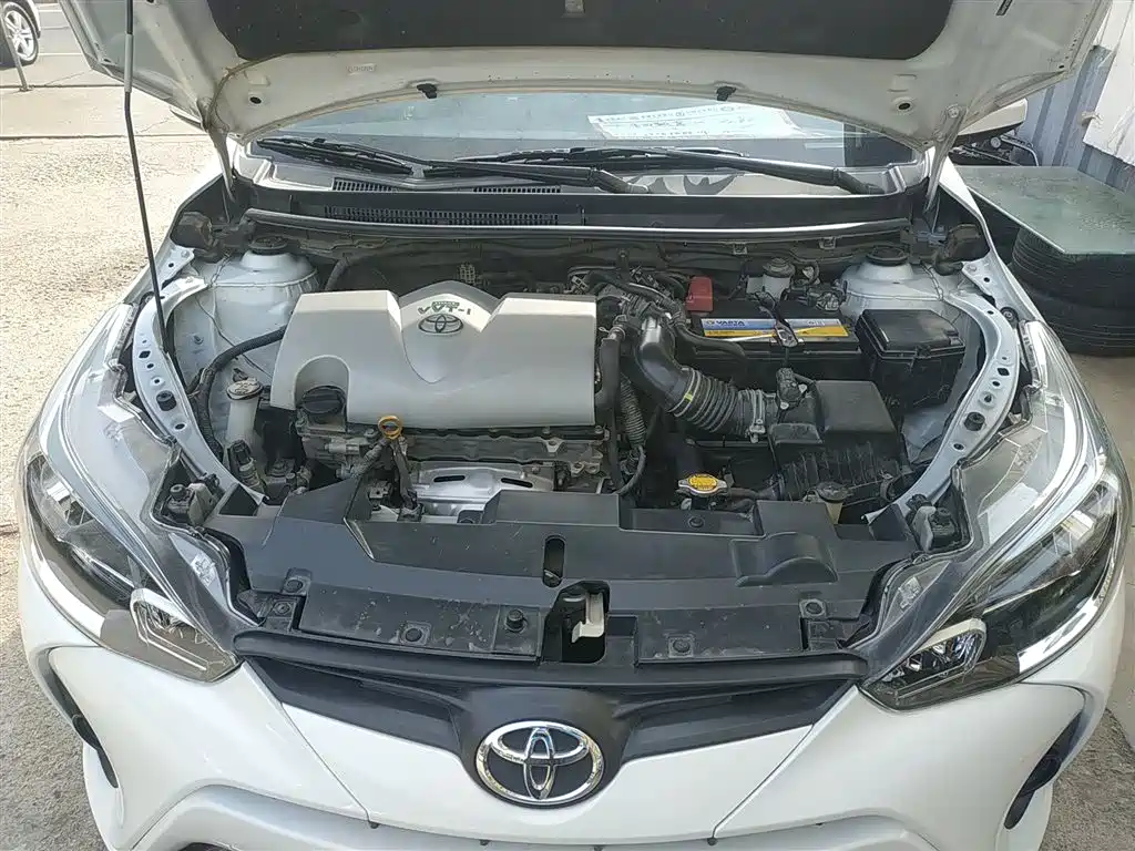 Toyota Yaris L 2018 — фото 20