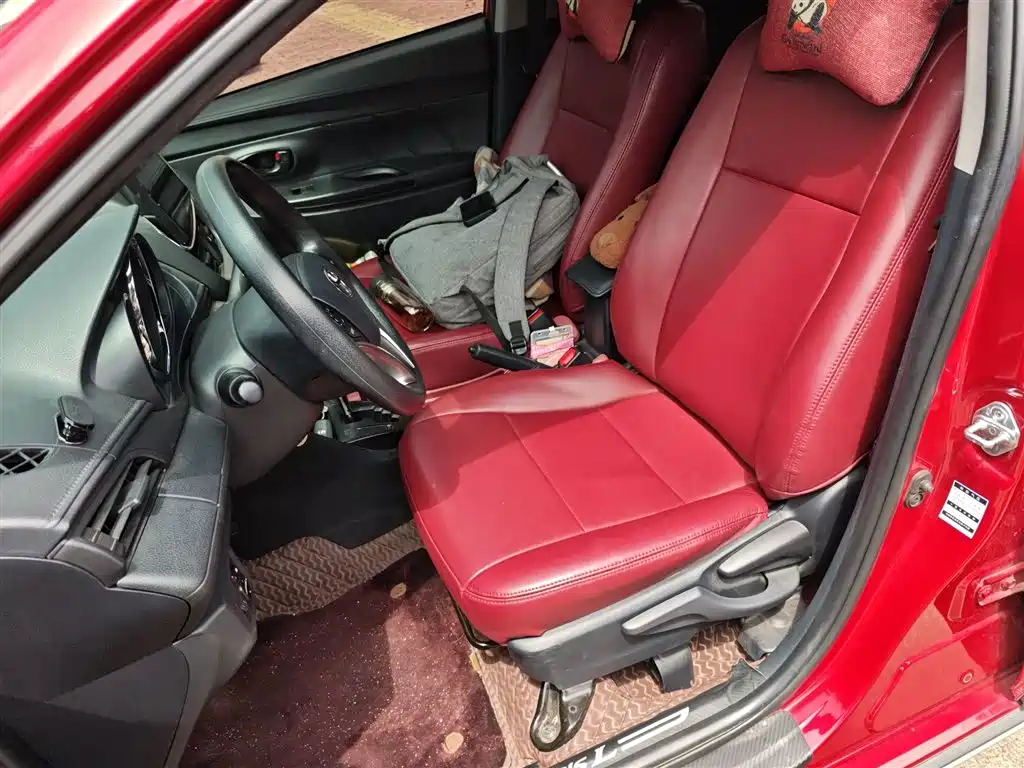 Toyota Yaris L 2022 — фото 15