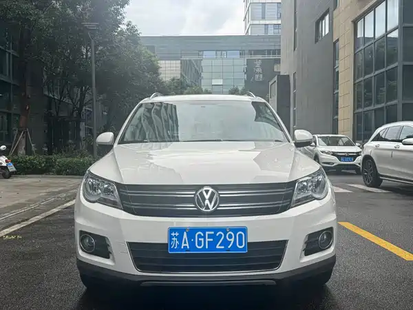 Volkswagen Tiguan 2012