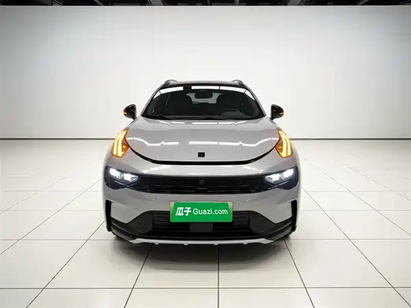 Lynk & Co 01 2023