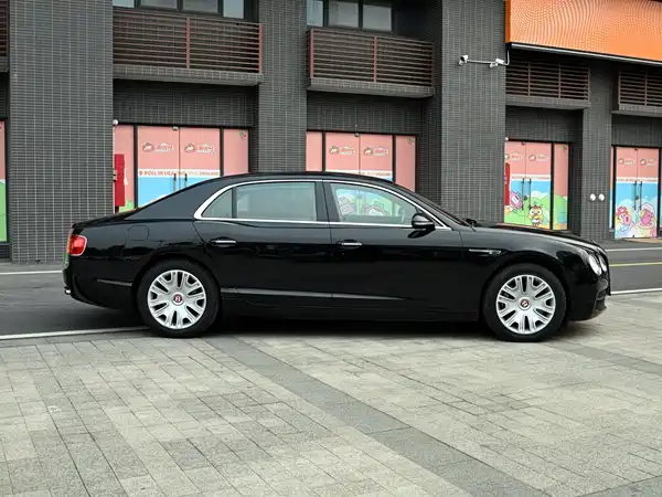 Bentley Flying Spur 2017