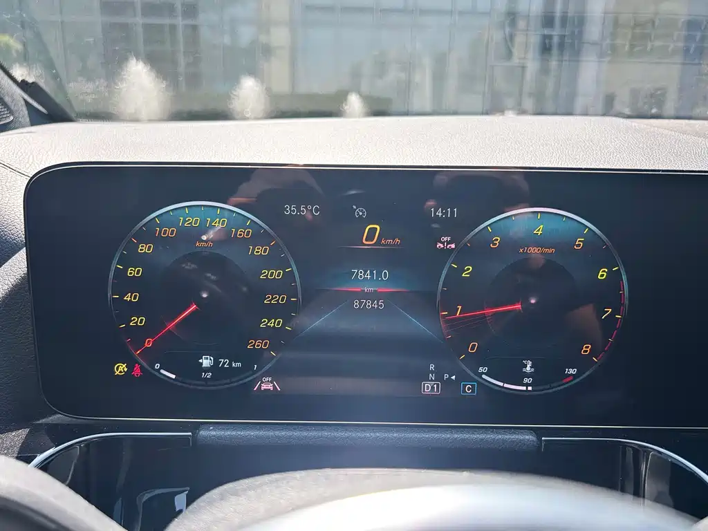 Mercedes-Benz GLA 2023