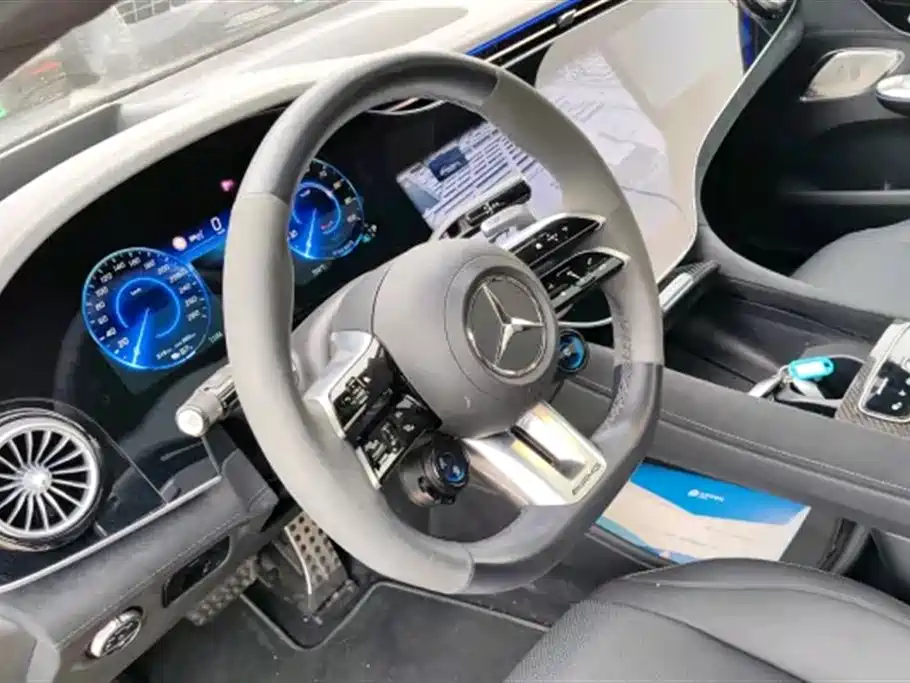 Mercedes-Benz EQE AMG 2023