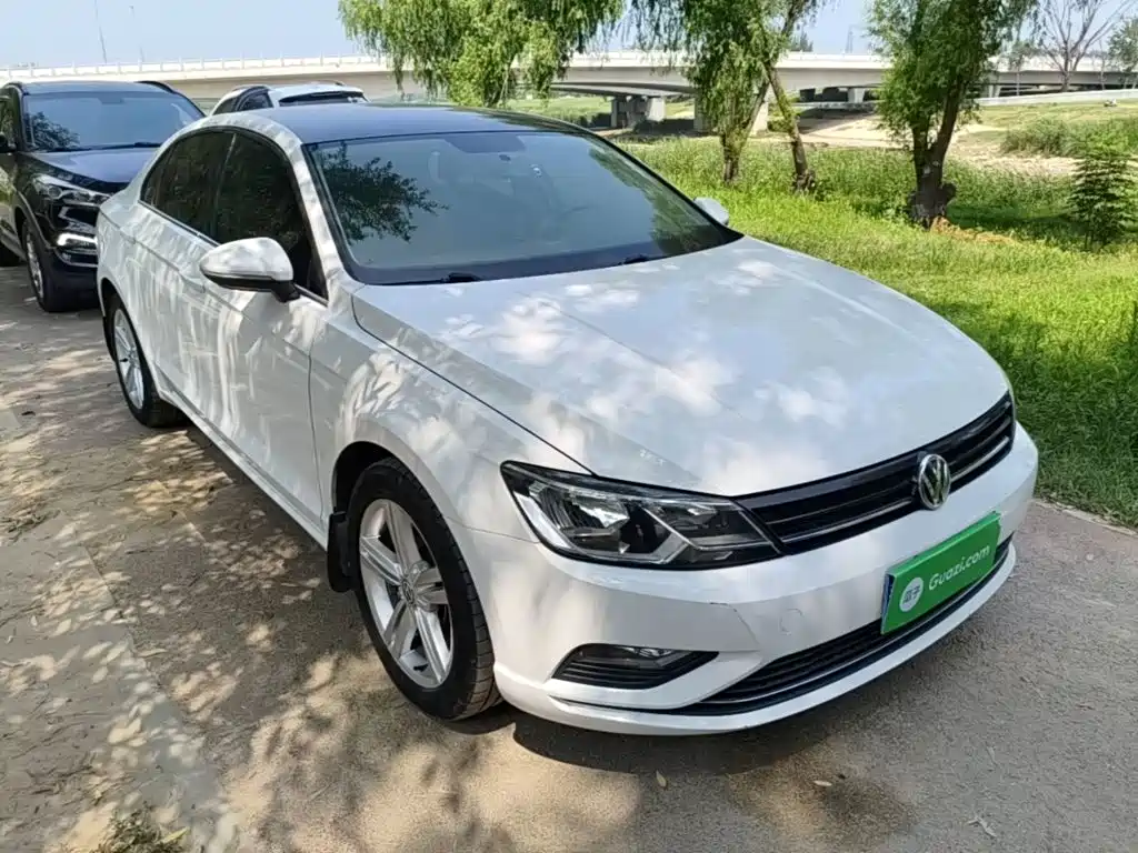 Volkswagen Lamando 2015