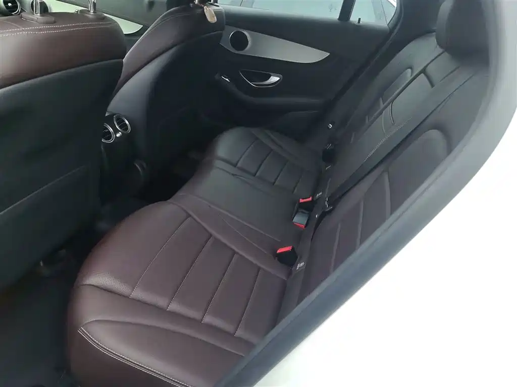 Mercedes-Benz GLC 2017 — фото 13