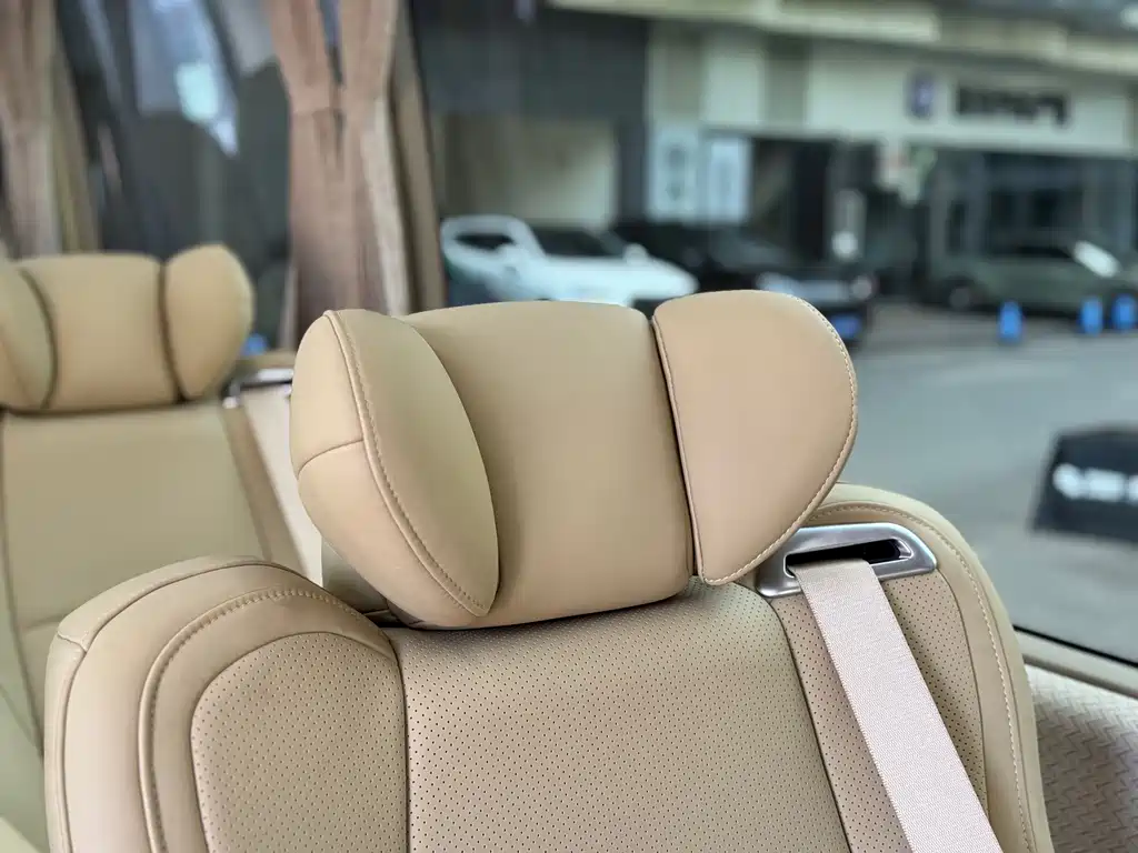 Toyota Coaster 2023 — фото 22