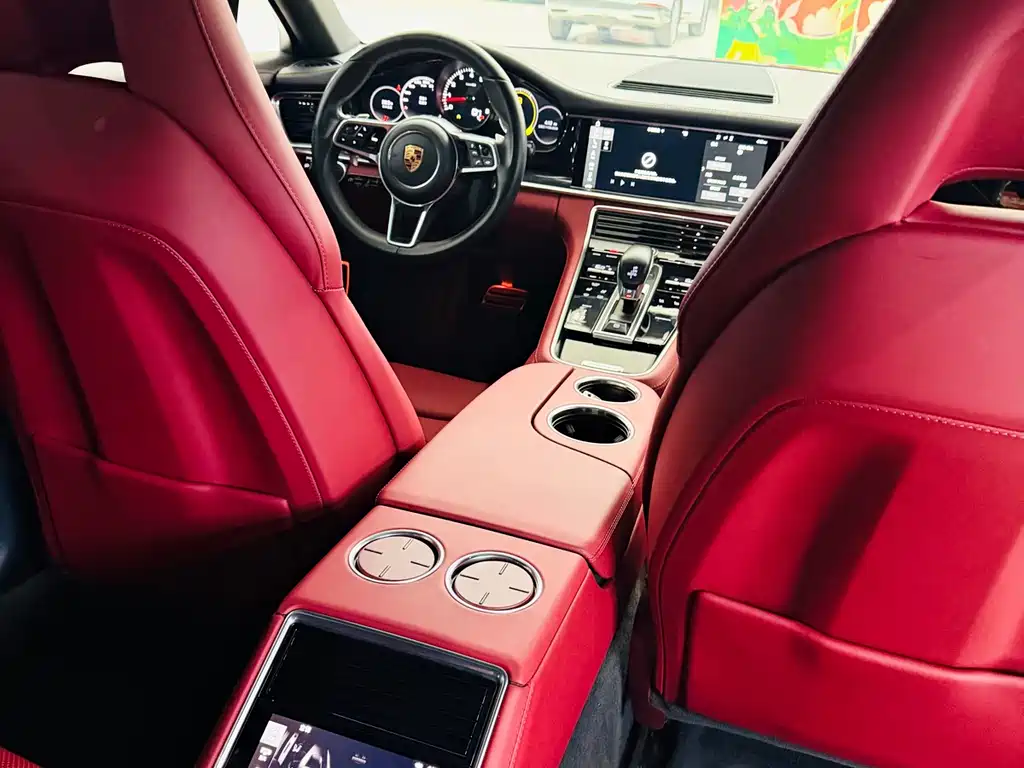 Porsche Panamera 2017 — фото 13