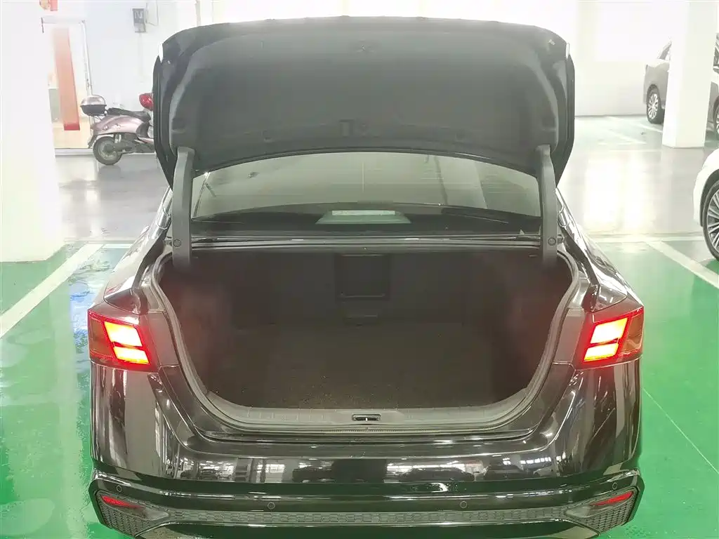 Nissan Teana 2021 — фото 15