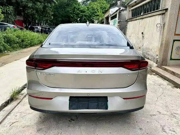 Aion S 2023