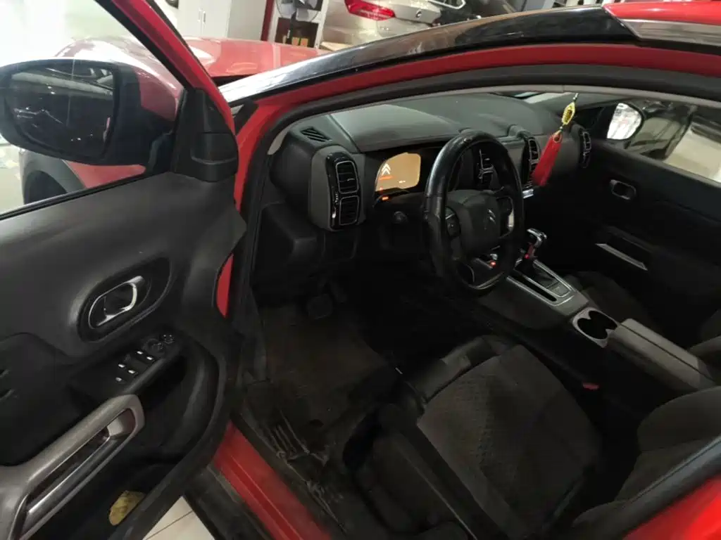 Citroën C5 Aircross 2018 — фото 16