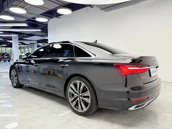 Audi A6L 2020