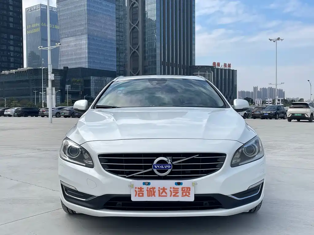 Volvo V60 2016 — фото 2