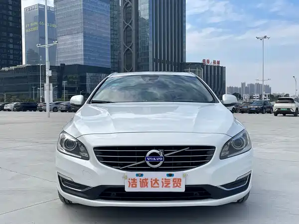 Volvo V60 2016