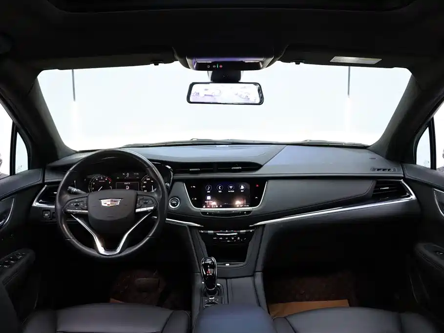 Cadillac XT6 2022 — фото 17