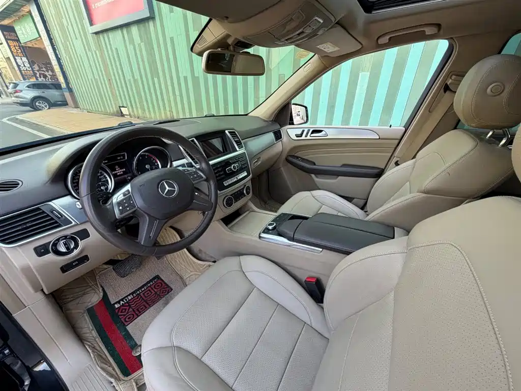 Mercedes-Benz M-Class 2015 — фото 3