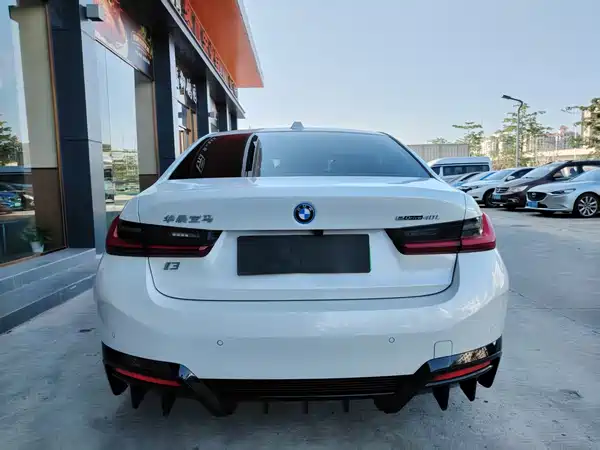 BMW i3 2024
