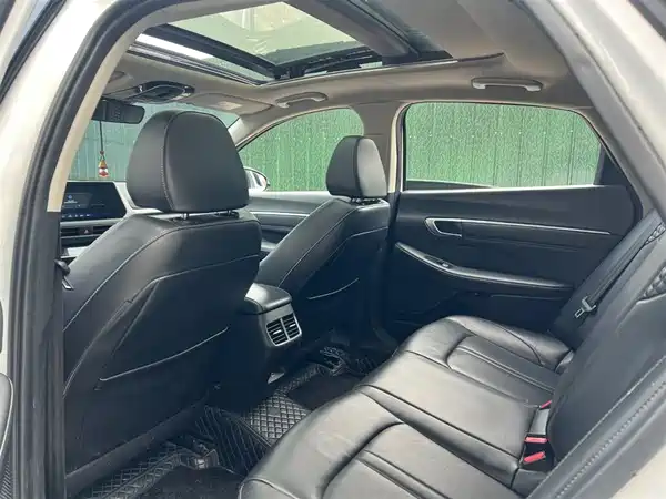 Hyundai Sonata 2022