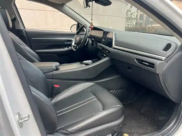 Hyundai Sonata 2022