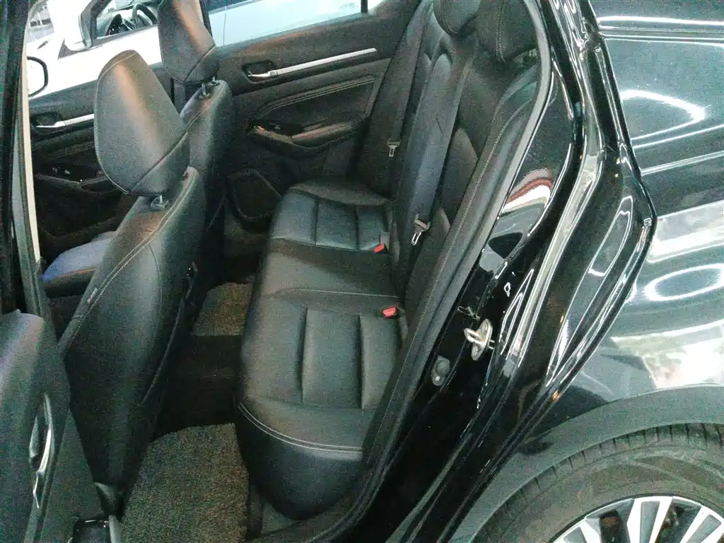 Nissan Teana 2023 — фото 13