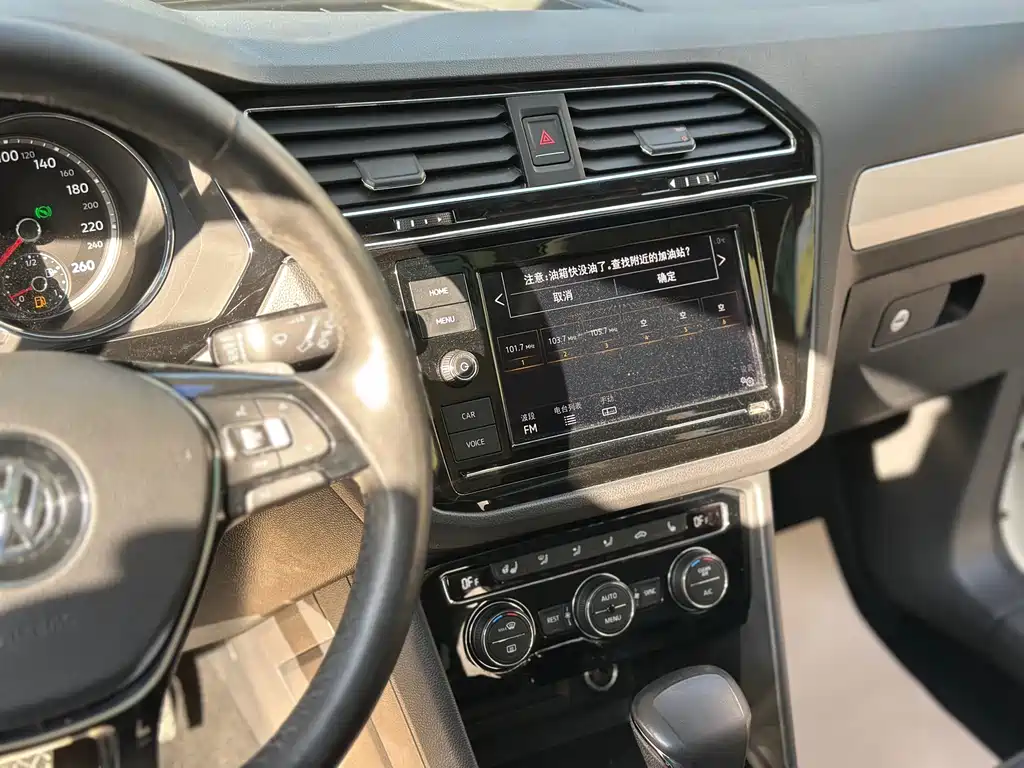 Volkswagen Tiguan L 2019 — фото 18