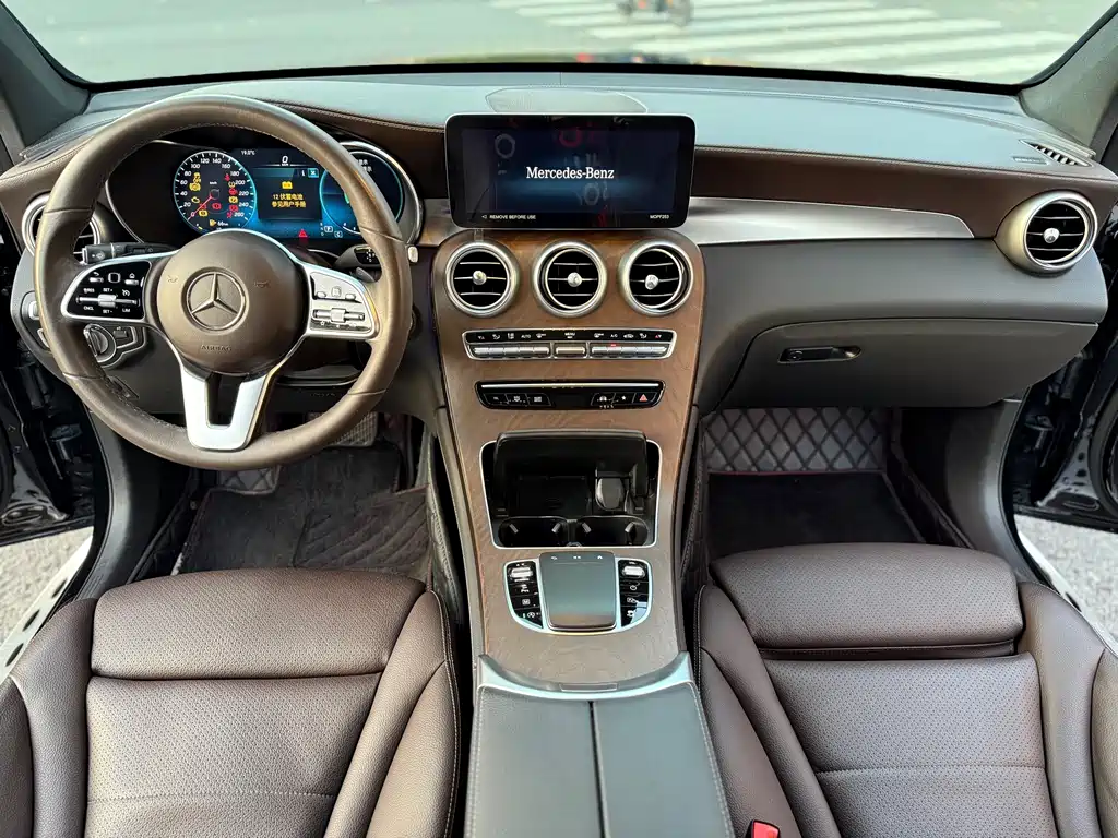 Mercedes-Benz GLC 2022 — фото 5