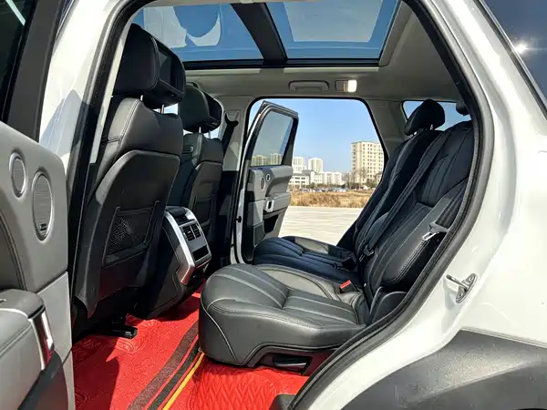 Land Rover Range Rover Sport 2015